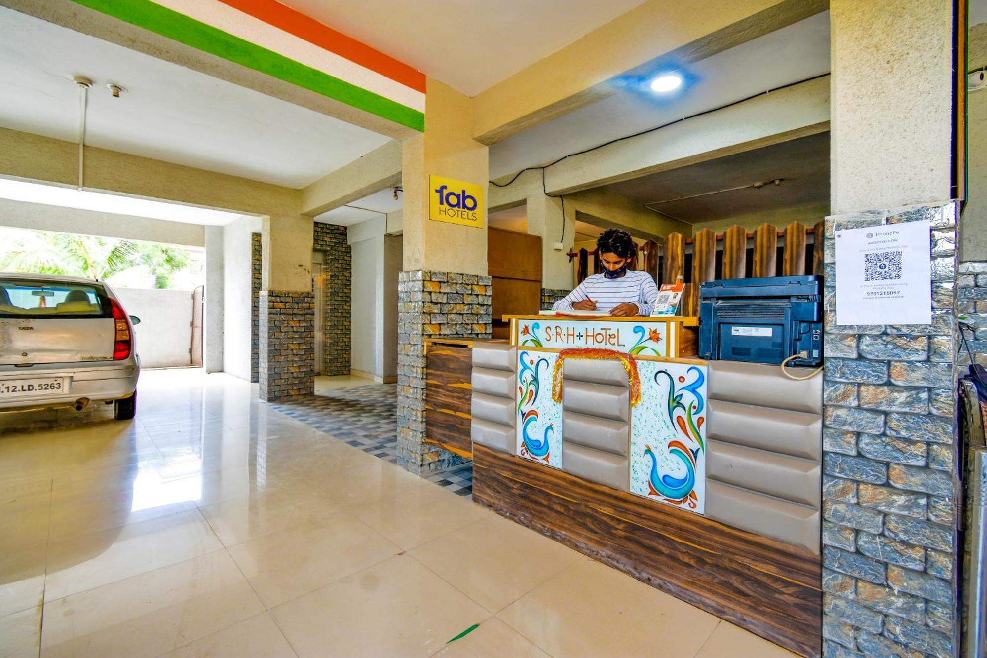 Fabexpress Srh - Nr Butterfly Park - Hinjawadi Exterior foto